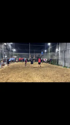 Dũng idol đưa ông bầu #lydara vô bờ#viralvideo #TikTokAwardsVN #viral #bóngchuyền 