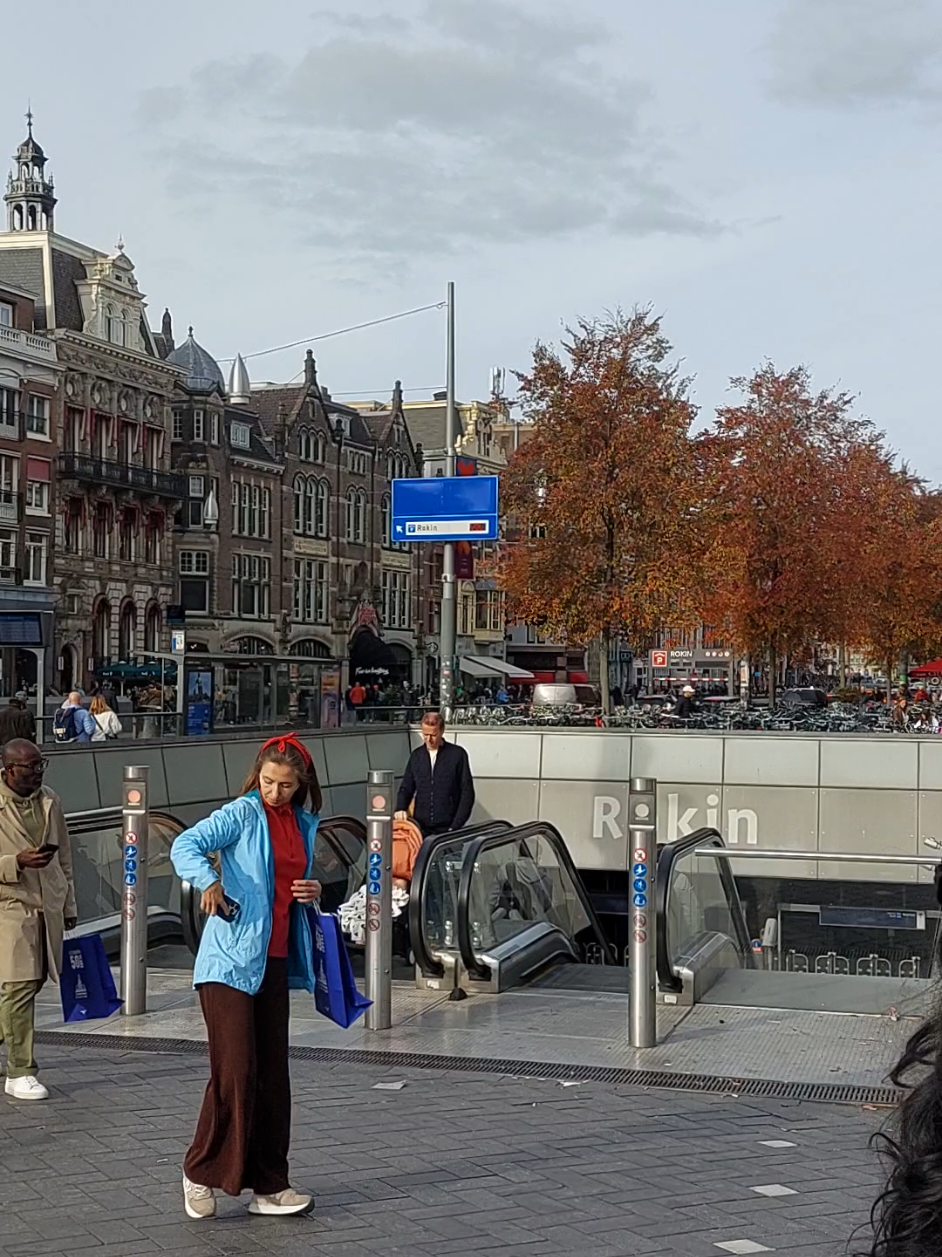 What we do: Living on the phones #Netherlands #Amsterdam #city #Fy #2025 