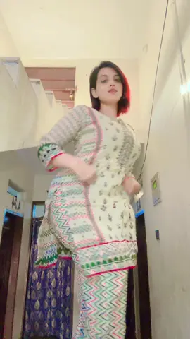 Ufff 😁@Urooj Chohan 