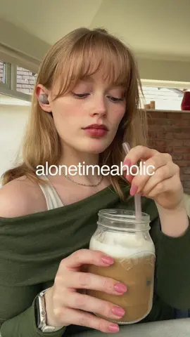 what are your favourite things to do? recently I’m doing lots of baking!! I want to get back to the gym, but I am very weak currently 🫩 hoping to get into a fabulous routine when I start my new job lol …