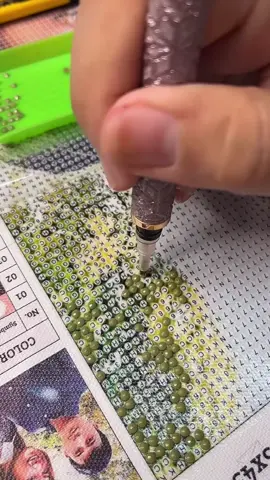 #ภาพปักครอสติช #ปักภาพเหมือน #dimonpainting #ครอสติสคริสตัล💎 