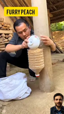 إطعام الحيوانات أثناء السفر بطريقة ذكية 🐓💡 #ابتكارات_زراعية #تربية_الدواجن #افكار_مفيدة #حيل_زراعية #حياة_المزرعة     