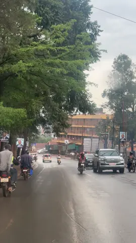Mengo ring road, rain drive #kampala_uganda🇺🇬🇺🇬🤝 #kenyantiktok🇰🇪 #fyppppppppppppppppppppppp #foryoupage❤️❤️❤️foryou💞💞💜viral💕 #newtiktokersupporters 