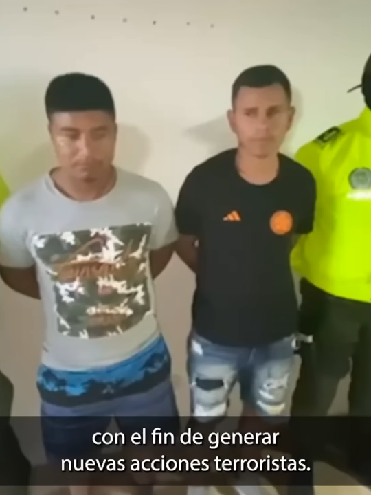 Puesta en marcha de #OperaciónPerseo para recuperar El Plateado, Argelia, Cauca, de la Carlos Patiño - パート 003