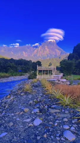 rare view from polumpung camp site🙌🏻📍#polumpungmelangkapviewcampsite #gunungkinabalu #sabah #kundasang #fyp 