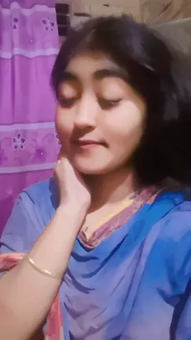 কিছু বুঝি না গানের তবুও ভালো লাগে 🥰🥰