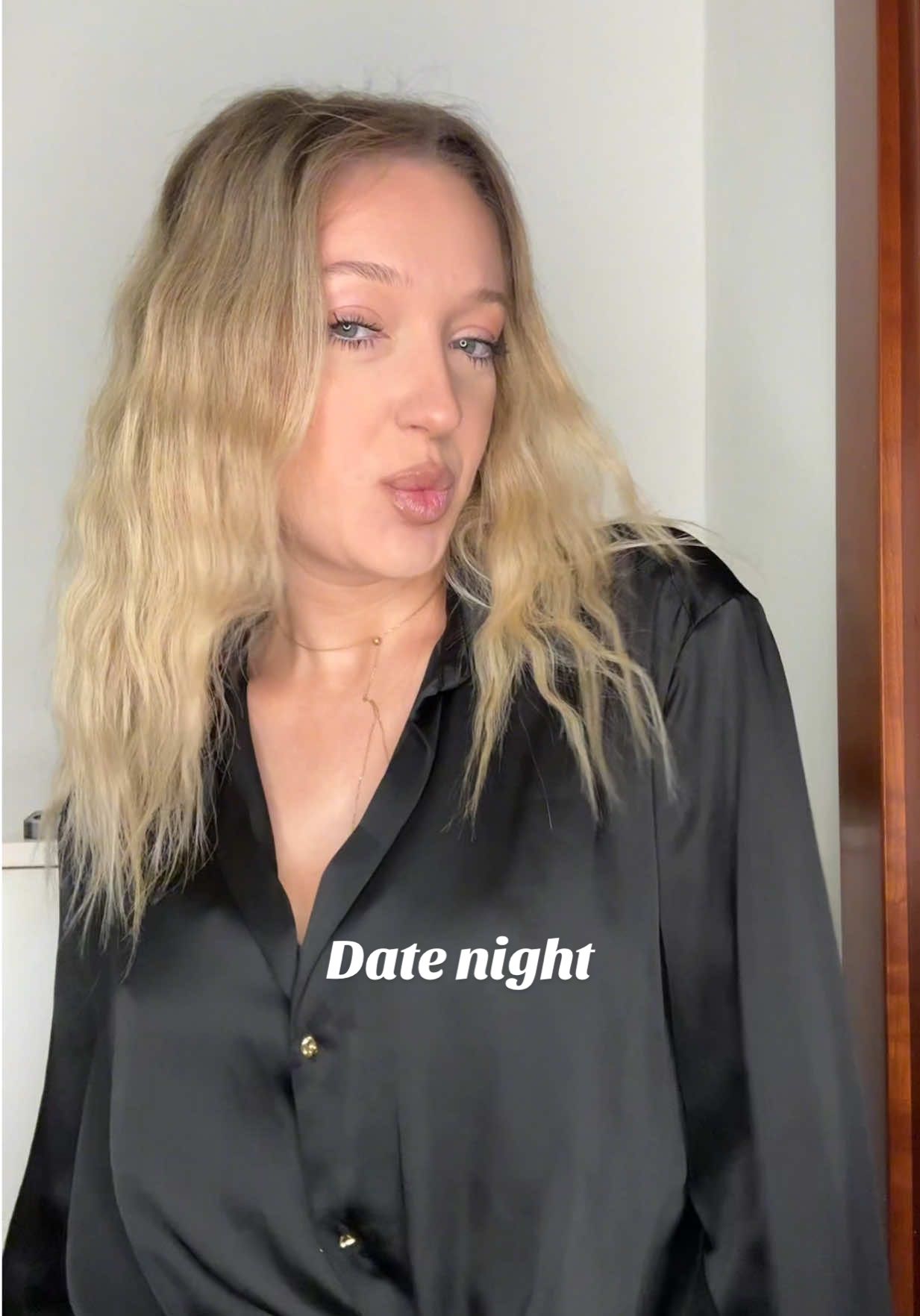 Iar ies la întâlnire🥳🥳🥳🥳🥳🥳🥳#beauty #makeup #fyp #storytime #grwm @byoma @DALBA @Dior @Huda Beauty @Nyx Cosmetics Italy 