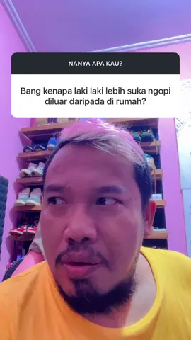 Makanya aku selalu ajak istriku  ngopi keluar