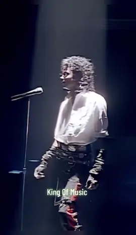 Who Is It #michaeljackson #michaeljacksonedit #moonwalker #kingofpop #edit 