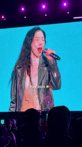 Ditambah angin yang sepoi-sepoi makin berasa galau nya 😭 [ #taeyeon #snsd #girlsgeneration #foryoupage #fyp ]