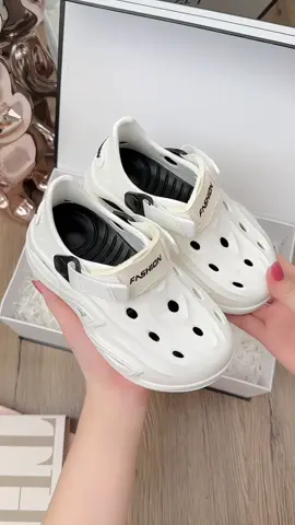 (PHOM TO) Giày thể thao Sneaker #achareview #giaythethao