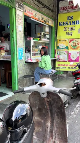 Kalo kesalatiga jangan lupa cobain es kesambi🍧✨ #salatiga #kuliner #vespa #fyp 