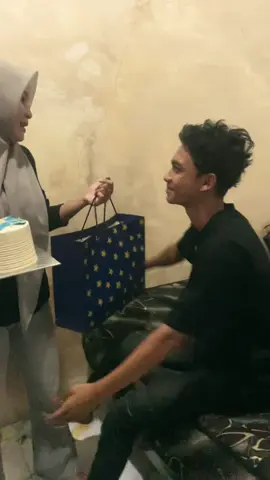kata siapa cowo ga di rayakan?? sama akuu semuaa harus di rayakan sekecil apapun ituu🫂🫰🏻