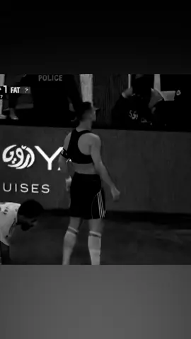 لاعبك يسجل هدف واحد؟لاعبي يسجل هاتريك☝🏻 #messi #leomessi #مقارنه #رونالدو #ronaldo 