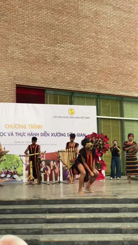 genz yêu văn hoá vô tình bắt gặp vũ điệu hoang dã của đồng bào dân tộc Ê Đê tại bảo tàng Dân Tộc Học Việt Nam. Vũ điệu hoang dã của người Ê Đê đã góp phần tạo nên sự độc đáo của 