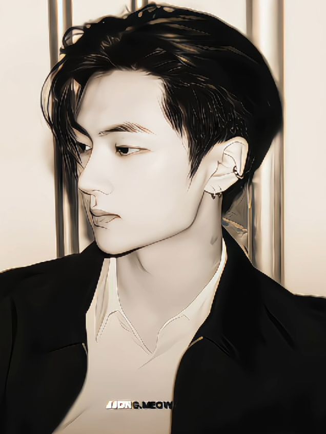 #pov • part 1 • udara kantor itu terlalu tenang. kamu bisa mendengar detak jam, dengar derap sepatu di lantai marmer, bahkan dengar degup jantungmu sendiri waktu nama kamu dipanggil lewat interkom. “karyawan baru atas nama y/n, diminta ke ruangan CEO sekarang.” seketika jantungmu berhenti sepersekian detik. CEO? hari pertama kerja, dan udah disuruh ke atasan paling tinggi? aneh. tapi kamu tetap berdiri, berusaha kelihatan tenang meski telapak tanganmu dingin. lift berhenti di lantai paling atas. begitu pintunya terbuka, aroma ruangan itu menyergap kamu—aroma yang terlalu familiar. aroma yang dulu sering kamu hirup tiap kali dia memelukmu. kamu mengetuk pelan. suara bariton itu menyambut dari dalam, berat tapi halus: “masuk.” langkahmu terasa berat. sampai akhirnya kamu melihatnya—duduk di balik meja kaca besar, jas hitamnya rapi, rambutnya sedikit berantakan. dan tatapan itu... masih sama. tatapan yang dulu bisa bikin kamu lupa cara bernapas. jay menegakkan tubuhnya, bersandar santai, bibirnya melengkung pelan. “ekhm. udah lama gak ketemu, sayang.” duniamu berhenti. kata itu—sayang—jatuh begitu ringan dari mulutnya, tapi menusuk lebih dalam dari apapun. kamu menelan ludah, berusaha jaga ekspresi. “tuan park, saya… hanya ingin bekerja dengan profesional.” dia menghela napas pelan, lalu berdiri. setiap langkahnya terdengar jelas di lantai. dia berhenti tepat di depanmu, jaraknya terlalu dekat. “profesional?” senyumnya miring. “lucu ya. dulu lo ninggalin gue tanpa alasan, sekarang malah balik, kerja di bawah gue, ck.” nada suaranya datar, tapi matanya penuh amarah yang ditahan. kamu pengen mundur, tapi tubuhmu gak bisa gerak. semua kenangan—malam, suara, genggaman—datang bersamaan. “gue nanya sekali lagi,” suaranya lebih pelan, tapi dalam. “kenapa lo bisa ninggalin gue secepat itu?” kamu membeku. suara di kepalamu bilang: lari. tapi hatimu bilang: lihat sekali lagi, mungkin dia udah berubah. dan kamu sadar... kamu gak pernah benar-benar bebas dari Jay. cuma waktu aja yang ngebuat kamu lupa — bukan perasaannya. ——— kamu pikir setelah pertemuan itu, semuanya bakal berhenti di situ. ternyata nggak. jay seolah punya cara aneh buat selalu muncul di radius pandangmu. lagi di pantry — dia lewat. lagi di ruang meeting — dia duduk di depan. lagi ngetik laporan — emailnya masuk. subjeknya cuma satu kata: datang ke ruangan saya. kamu beneran gak ngerti, ini kerja atau ujian kesabaran. begitu pintu ruangan terbuka, jay udah di sana, tangannya memainkan jam di pergelangannya. “lo masih suka ngetuk tiga kali sebelum masuk. gak berubah, ya?” kamu menarik napas pelan. “saya hanya melakukan apa yang seharusnya, pak.” “pak?” dia tertawa kecil. tawa yang dulu kamu suka, tapi sekarang cuma bikin jantungmu berantakan. “lo dulu manggil gue apa?” kamu gak jawab. jay berjalan mendekat, langkahnya santai tapi niat. “sayang, ya?” suara itu nyaris berbisik. “masih bisa, kok. coba aja panggil lagi.” kamu mundur selangkah. tapi jay justru mencondongkan tubuhnya sedikit, menatap kamu dari jarak berbahaya. “gue cuma penasaran…” bisiknya rendah, “apa lo dateng lagi ke hidup gue buat kerja, atau buat nguji gue?” kamu balas tatapannya, kali ini berusaha lebih kuat. “gue cuma mau tenang, JAY.” seketika senyum di wajahnya lenyap. “tenang?” suaranya berat. “lo pikir gue tenang waktu lo ninggalin gue gitu aja?” dia melangkah mendekat, dan kamu bisa merasakan hawa tubuhnya. “lo tau gak berapa malam gue nyari alasan kenapa lo tiba-tiba ngilang?” kamu menunduk sejenak, tapi kali ini bukan karena takut. kamu mendongak lagi, menatap matanya yang penuh amarah itu. “lo nyari alasan?” kamu berbisik pelan.  “padahal waktu itu, lo sendiri yang berhenti dengerin alasan gue.” jay terdiam sepersekian detik. tatapan itu goyah, tapi egonya lebih dulu bicara. “lo ninggalin gue, y/n. tapi lo gak pernah bener-bener pergi,” ucapnya lirih,  “ck, dan inget, kita belum putus.” kamu tersenyum miris. “belum putus?” lanjut >> #fyp #jay #enhypen #foryou 