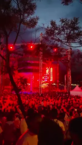 🦋🤗 IN THE MOMENT ⚡Party🥂 #foryoupage #fypシ゚viral🖤tiktok #viralvideo #trending #following 