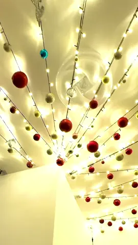 DIY Christmas Ceiling Lights Decoration Tutorial. #christmas #ceiling #lights #xmas #DIY 