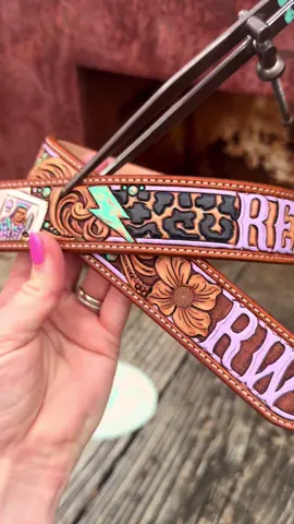 A lavender moment⚡️ #texasgirl #ellalangley #breakawayroping #barrelracing 