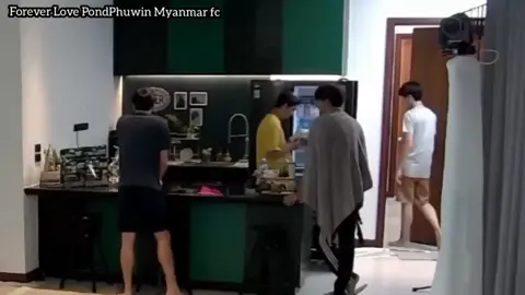 စုံစုံညီးညီးနဲ့ချစ်စရာGMMTVကလူငယ်လေးတစ်စု ပျော်ရွင်စရာအချိန်လေး ဖူးဖူးကအငယ်ဆုံးလေးပေါ့🫶ချစ်ဖို့ကောင်းလိုက်ကျတာ♥️#ချစ်ပေးကြအုန်းနာ်😍😘😘