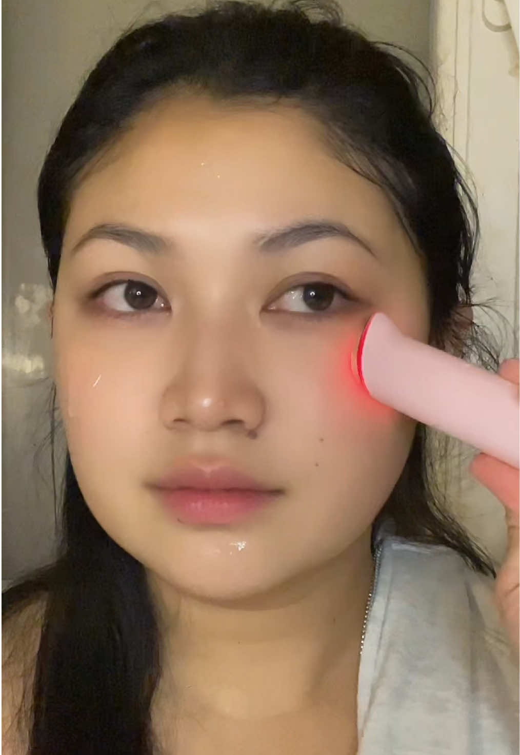 Bonne découverte, à voir sur le long terme #makeup #medicubeskincare #kbeauty #fyp #tiktokfrance 