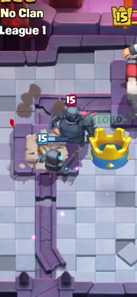 PEKKA VS MINI PEKKA 🥶 #clashroyale 