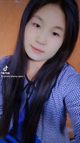 #မေ့မေ့ချစ်ဆုံးလေးနဲ့ #အပျင်းပြေဆော့တာပါရှင့်😀😀ရုပ်က မလှမပနဲ့