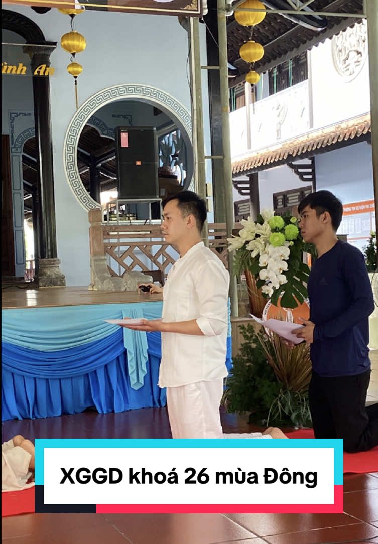 Nhanh ghê, mới đây mình là cựu học viên 2 mùa rồi đó chứ. #theravada #phatgiaonamtong #xuatgiagieoduyen #chuahuyenkhong #suongphaptong 