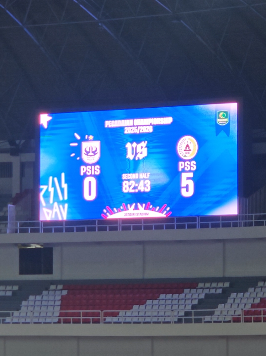 PSIS kalah lima kosong lawan PSS di Jatidiri. #psis #psissemarang #pss #psssleman #bcs 