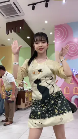 She’s a baker😝😝 #YANNA_Hope #YANNA 