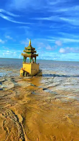 ပြန်လာမှာ သေချာတယ်ဆိုရင် စောင့်နေတဲ့ သူတွေလည်းရှိတယ်#ကဗျာချစ်သူ #အသည်းပေးတဲ့သူတိုင်းကိုချစ်ပါတယ်😍😘😘 #မင်းတို့idolဖစ်ချင်လို့🤭💖 #မူရင်းကိုcrdပေးပါတယ် #ကျိုက်ခမီရေလည်ဘုရား🥰  @KoMoeHtet42 @Bhone Myint Myat @Rock Eagle Taunggyi Onlineshop 