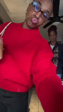 no chill over here #laufey 