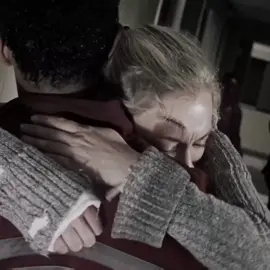 she deserved so much better 😔 ac: @nyrasbeats scp: silverscenes #bethgreene #emilykinney #not #thewalkingdead #foryoupage @Emily Kinney 