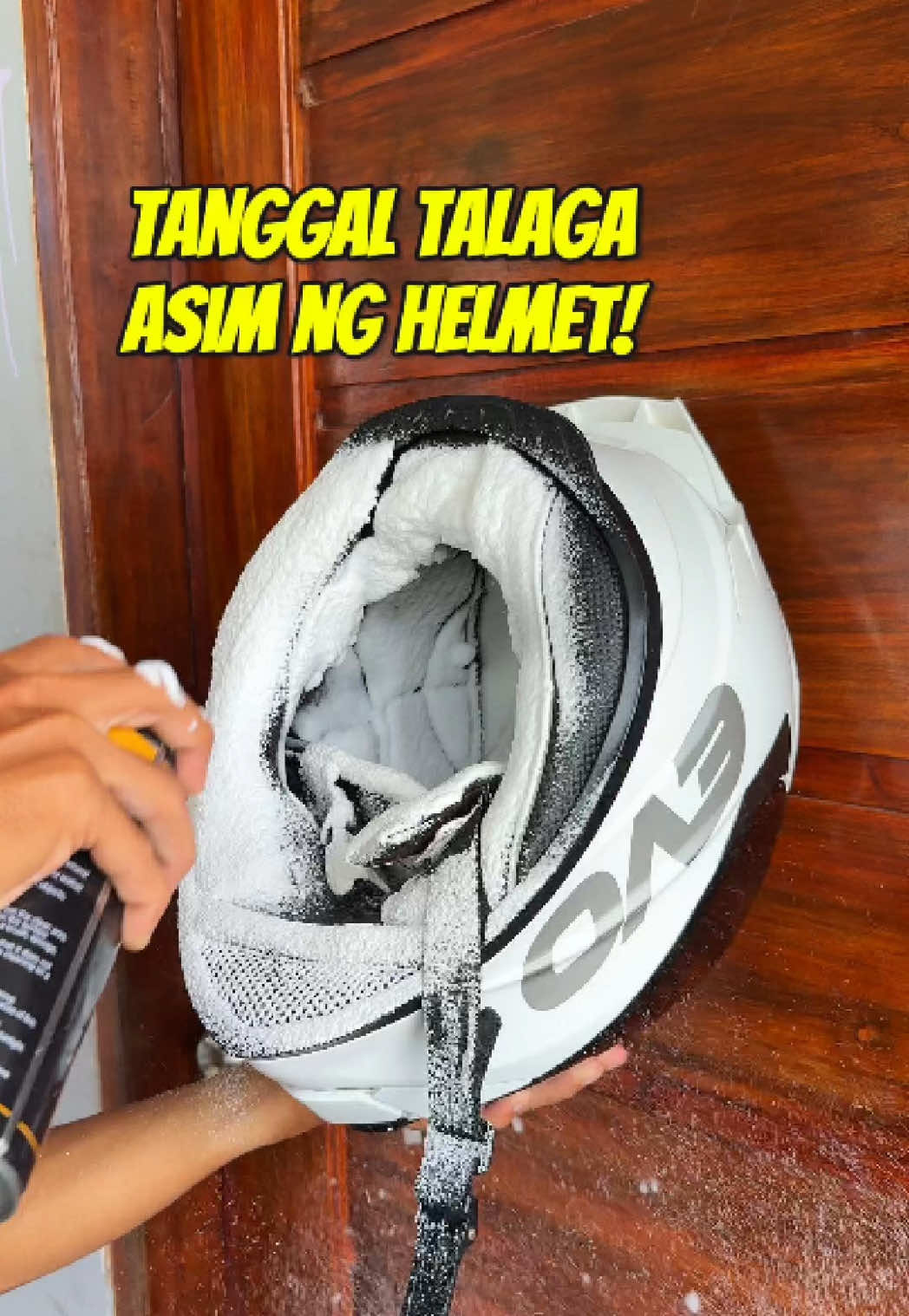 Tanggal yung asim ng helmet dito😄💙 #helmetcleaner #helmetfoamcleaner #siklistangtiktoker #bike #bikelife 