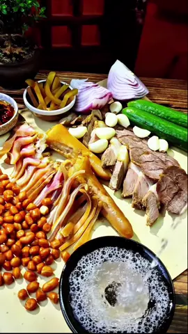 Chủ nhật mấy anh em ngậu nhẹt gì chưa nhỉ😁#ruou #nhau #huynhde #lairaitainha #xuhuong 