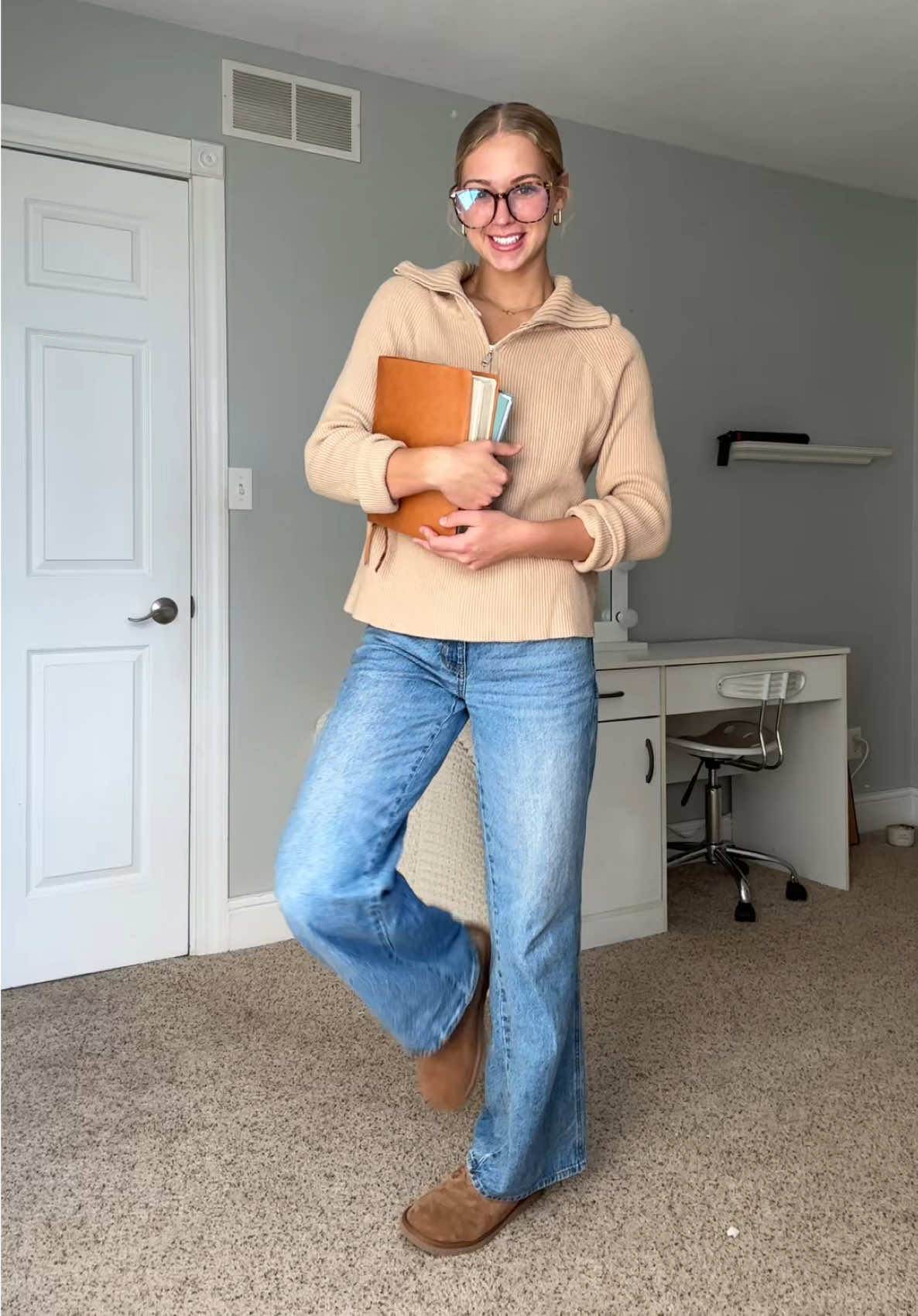 yayyyy so happy its sunday ☺️☺️ what i wore to church this week!! #happysunday #church #churchoutfit #OOTD #jesuslovesyou 