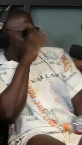 nobody wanted to help me…. 😂😂 @talk2meN!CE_pod @Jason Jordan @drew_xiv @iamwill_visuals @Maliii🌺✨ 