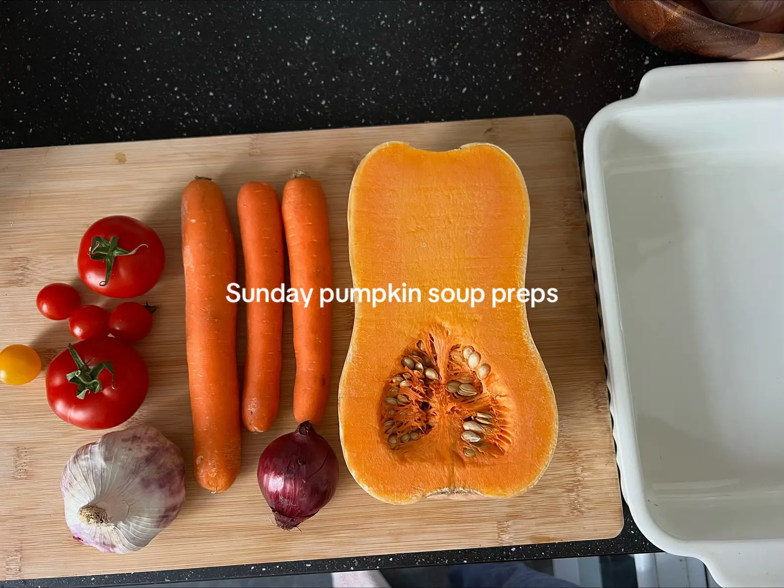 #pumpkinseason #butternut #pumpkinsoup #soup #autumnrecipes 