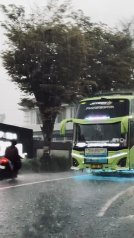 #videobus #adiputro #jetbus5 #buspriwisata #sadvibes 