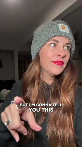 I am just over here with the REAL #LifeHack 👏 💄 