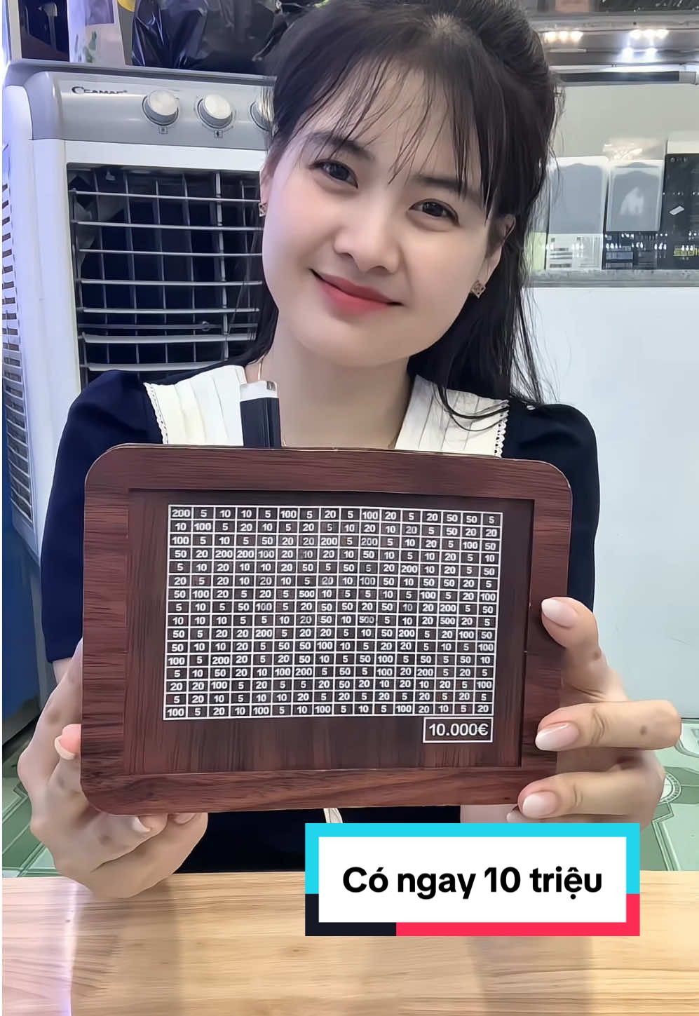 Chiếc hộp nhỏ mà giúp em tiết kiệm được cả chục triệu nhẹ tênh luôn mọi người ạ #hopgotietkiem #tietkiemtien #xuhuongtiktok #taphoanhabi 