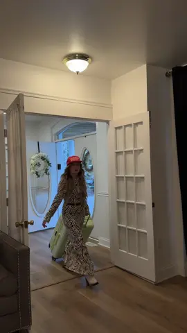 another day in the life as a bridal hair and makeup artist 💄✨@Anthropologie @BÉIS @buckle 