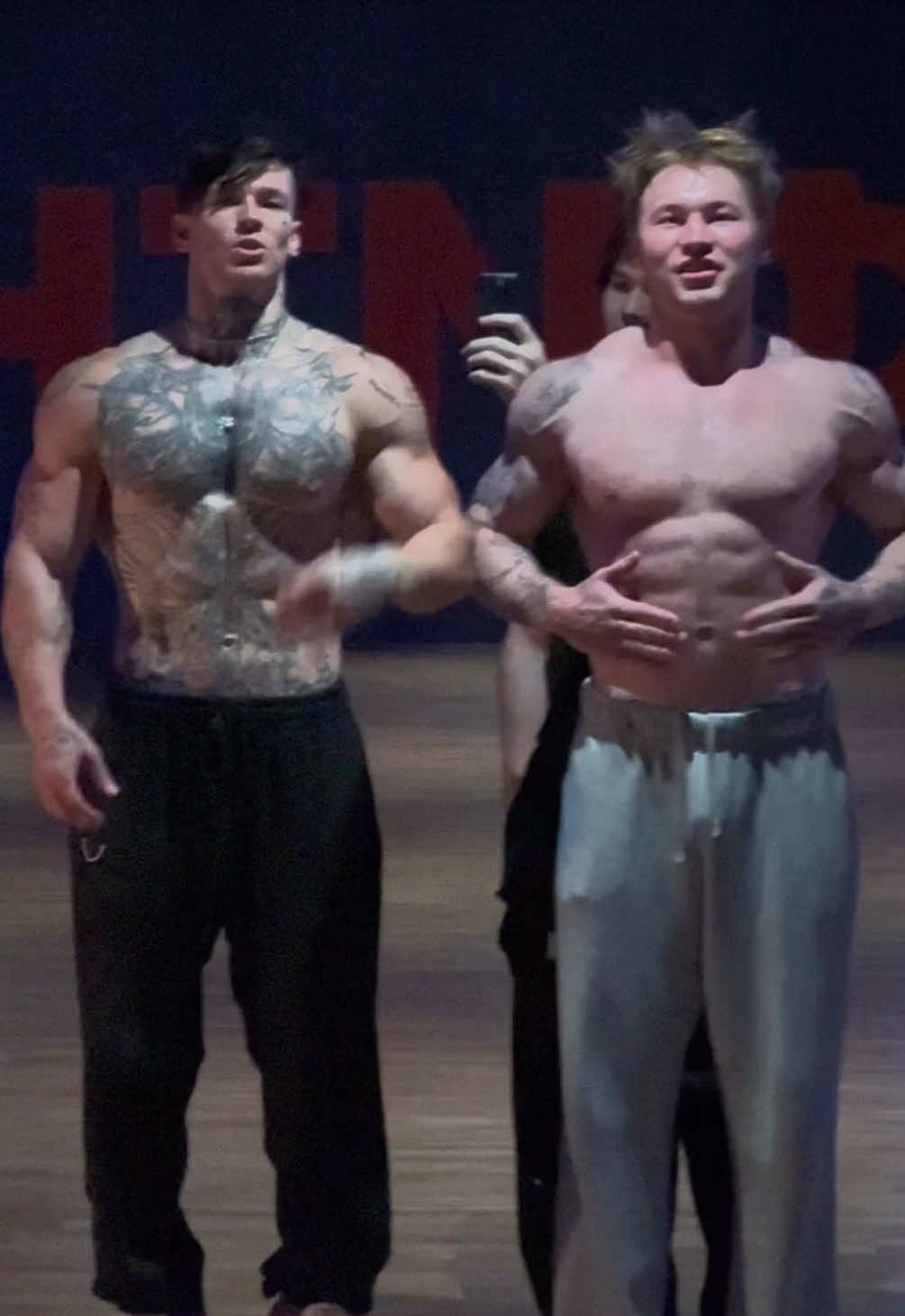 160 на штанге кстати 😉