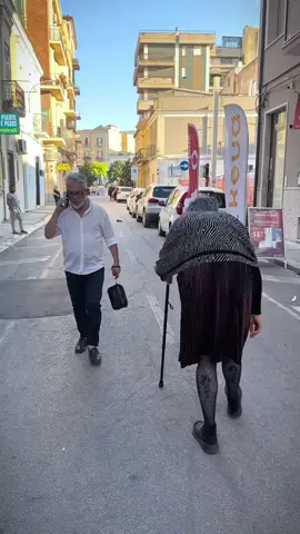 PRANK NONNO BALLERINO👴🏻🤣.#prank #nonno #dance #50cent #rap