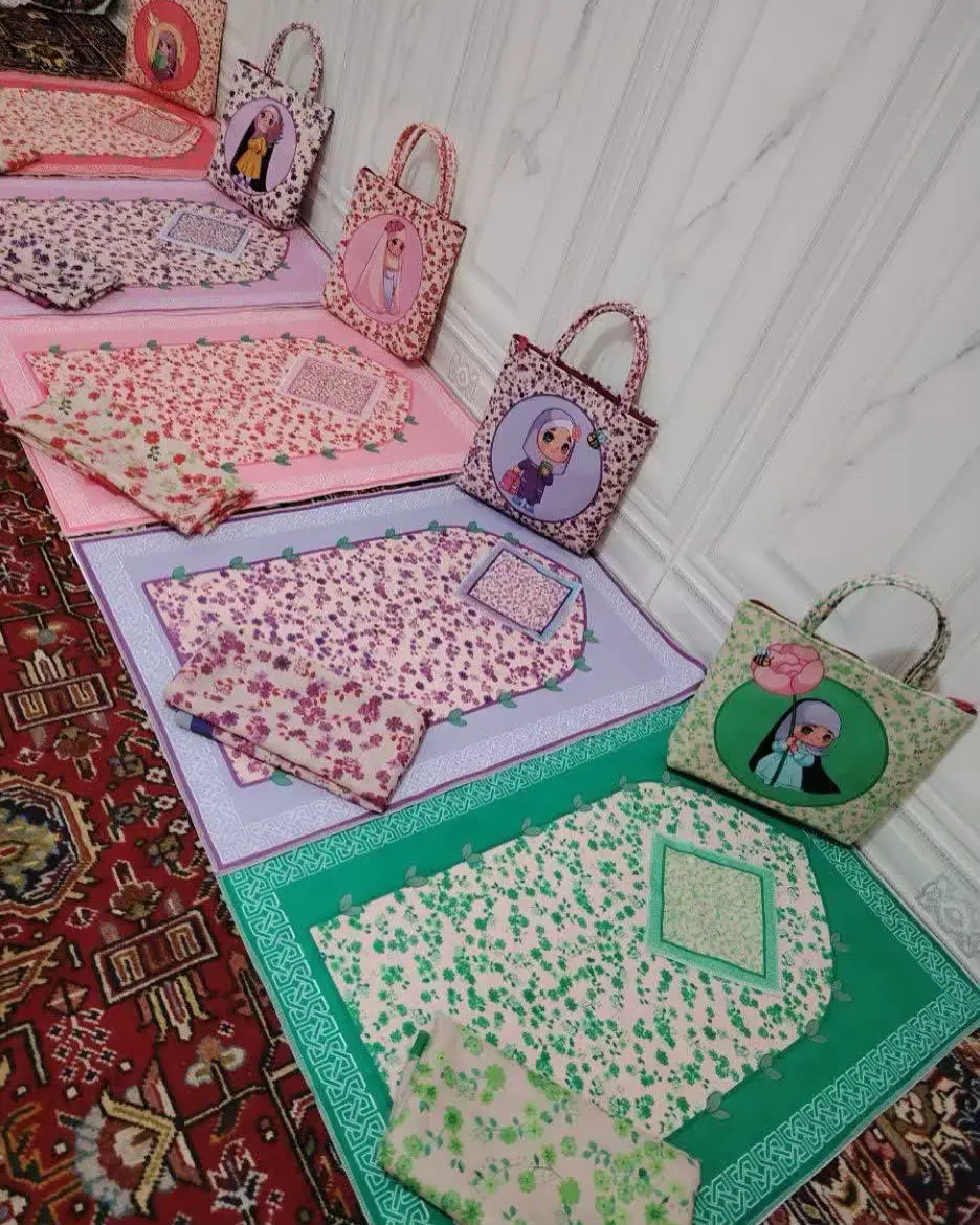 من انواع السيتات البناتية اللطيفة  متوفرة في معرض المُنجي كربلاء بين الحرمين مقابيل باب السلام #معرض_المنجي #جنطة_وربطة #زي_تكليف #كربلاء #بين_الحرمين 