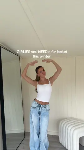 one of my fave items #fashion #fashioninspo #winterfashion #autumnfashion #furjacket 