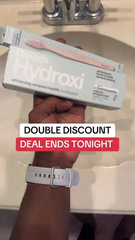 Smile naturally bright 😁 Davids Hydroxi™ toothpaste whitens, strengthens enamel & freshens breath — eco-clean & fluoride-free 🌿 #OralCare #VeganBeauty #TikTokShopFinds #SelfCareRoutine #CleanLiving