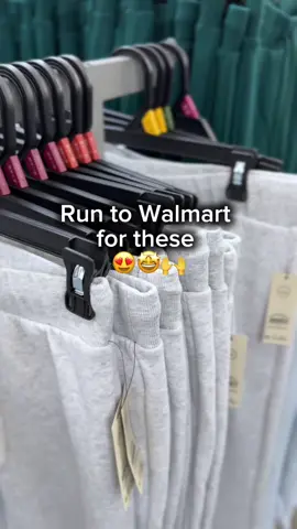 You can’t beat that price! 😍 l Tap the link in my bio to shop - Walmart Storefront under the “new arrivals “ collection! #walmartstyle #walmartfinds #fleece #comfystyle #cozystyle     