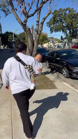 This sling is 40% off right now too! 🙌🏽