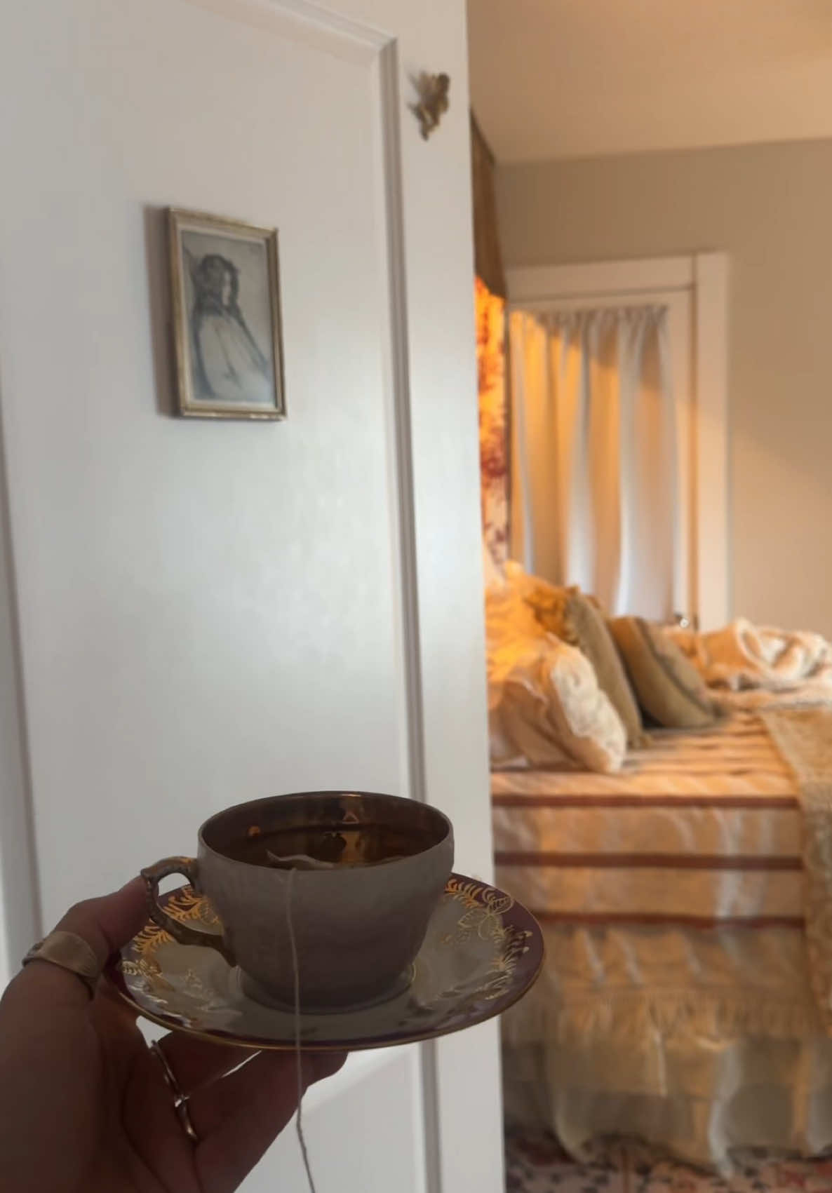 Spot my little snuggle bug 🥺💕✨